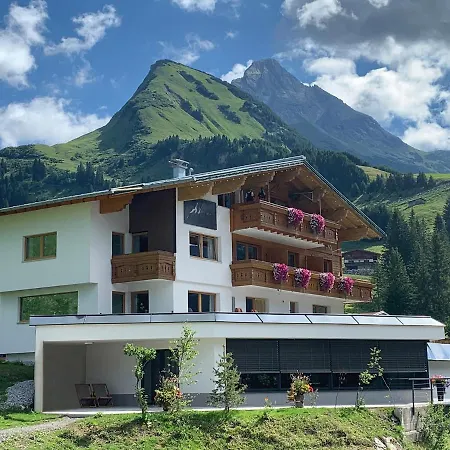 Birg 1414 * Warth (Vorarlberg)